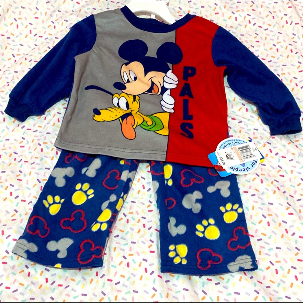 NWT Mickey Mouse Pajama Set